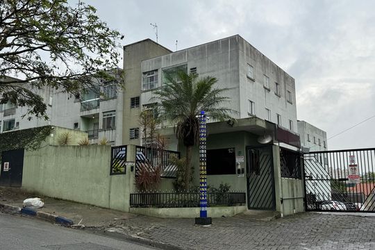 Fachada  de apartamento para alugar com 2 quartos, 69m² em Cocaia, Guarulhos