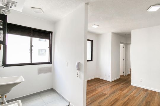 Cozinha de apartamento para alugar com 2 quartos, 39m² em Vila Campanela, São Paulo