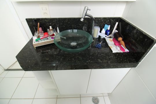 Banheiro de casa para alugar com 2 quartos, 50m² em Altos de Ipanema, Sorocaba
