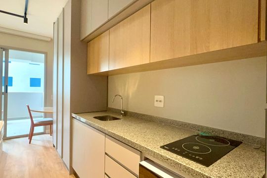 Cozinha de kitnet/studio à venda com 1 quarto, 29m² em Pinheiros, São Paulo