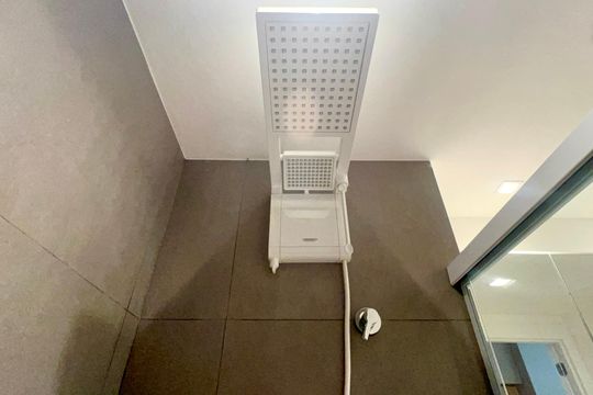 Banheiro de kitnet/studio à venda com 1 quarto, 29m² em Pinheiros, São Paulo