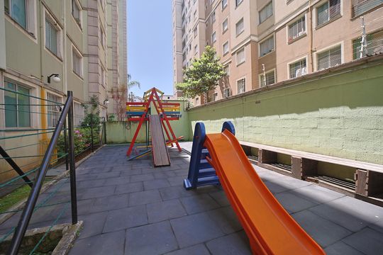 Área comum - Playground de apartamento para alugar com 2 quartos, 43m² em Jardim Santa Teresinha, São Paulo
