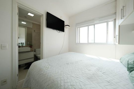 Suíte de apartamento à venda com 3 quartos, 74m² em Vila Penteado, São Paulo