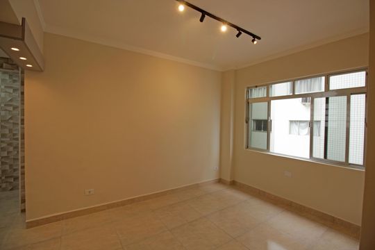 Sala de apartamento para alugar com 1 quarto, 55m² em Gonzaga, Santos