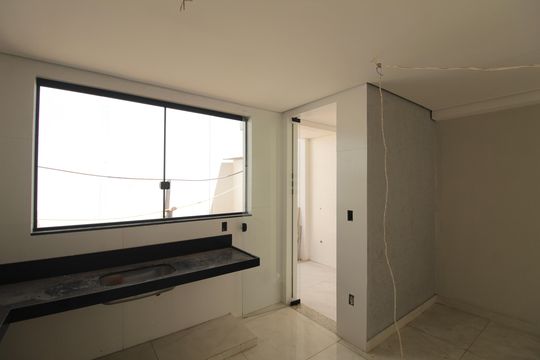 Cozinha de casa à venda com 3 quartos, 122m² em Santa Monica, Belo Horizonte