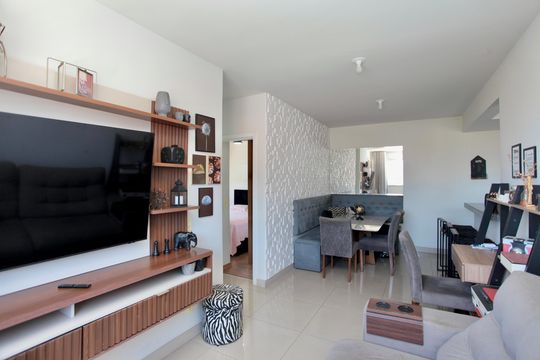 Sala de apartamento à venda com 2 quartos, 65m² em Alvorada, Contagem
