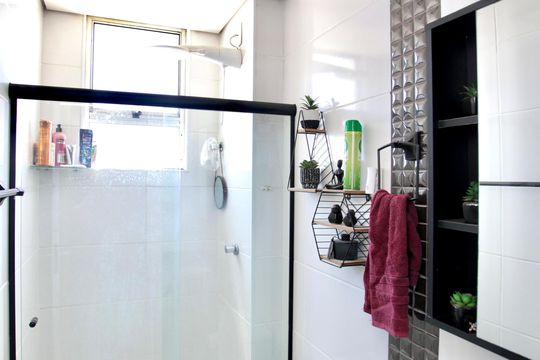 Banheiro Social de apartamento à venda com 2 quartos, 65m² em Alvorada, Contagem