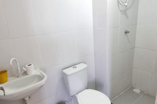 Banheiro de apartamento para alugar com 2 quartos, 43m² em Jardim da Gloria, Cotia