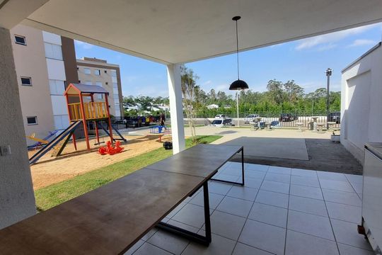 Área externa de apartamento para alugar com 2 quartos, 43m² em Jardim da Gloria, Cotia