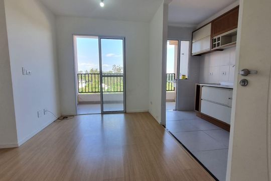 Sala de apartamento para alugar com 2 quartos, 43m² em Jardim da Gloria, Cotia