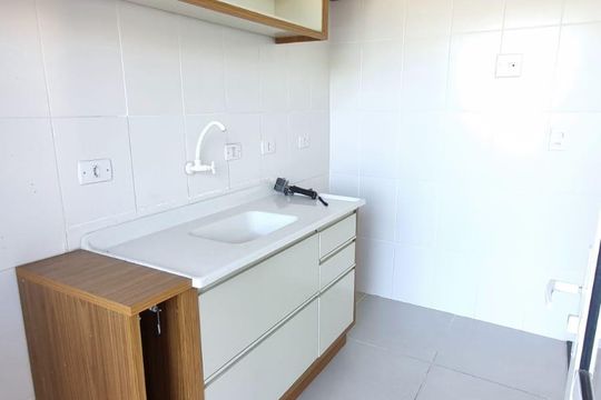 Cozinha de apartamento para alugar com 2 quartos, 43m² em Jardim da Gloria, Cotia
