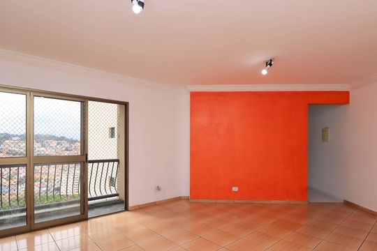 Sala de apartamento para alugar com 2 quartos, 72m² em Chácara Agrindus, Taboão da Serra