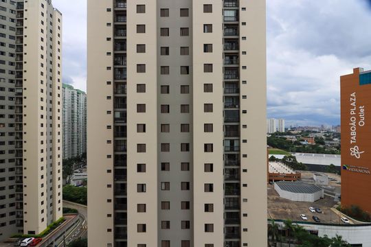 Vista Quarto 1 de apartamento para alugar com 2 quartos, 72m² em Chácara Agrindus, Taboão da Serra