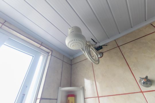Banheiro de apartamento à venda com 2 quartos, 42m² em Vila Popular, São Paulo
