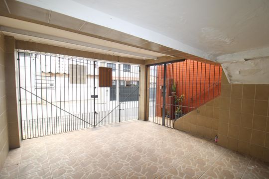 Garagem de casa para alugar com 2 quartos, 129m² em Vila Isolina Mazzei, São Paulo