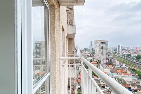 Varanda  de kitnet/studio à venda com 1 quarto, 24m² em Vila Ré, São Paulo