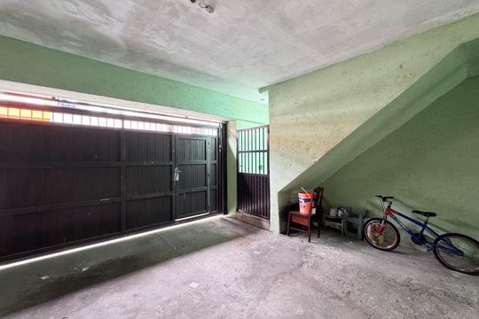 Garagem de casa à venda com 5 quartos, 220m² em Vila Boa Viagem, São Bernardo do Campo