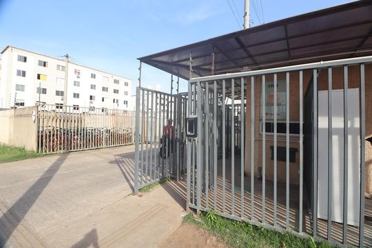 Fachada  de apartamento para alugar com 2 quartos, 42m² em Rio Branco, Canoas