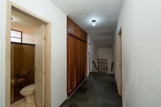 Casa à venda com 4 quartos, 384m² em Havaí, Belo Horizonte