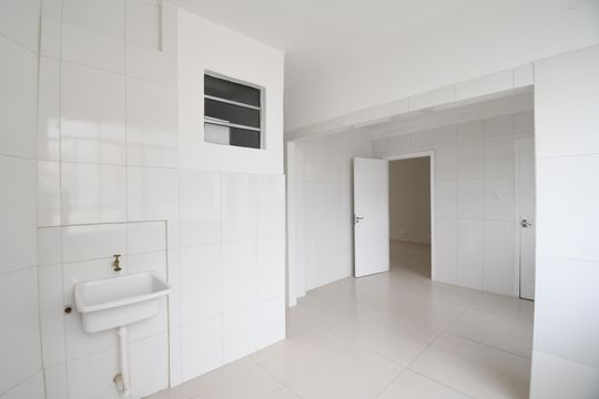 Cozinha e Área de Serviço de apartamento à venda com 3 quartos, 120m² em Centro, Curitiba