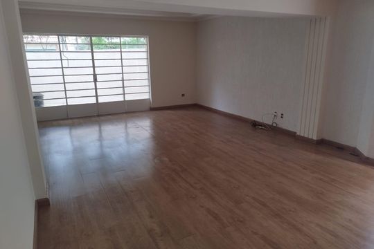 Sala de casa para alugar com 3 quartos, 230m² em Granja Julieta, São Paulo