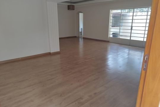 Sala de casa para alugar com 3 quartos, 230m² em Granja Julieta, São Paulo