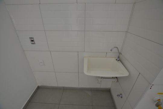 AREA DE SERVIÇO de apartamento para alugar com 2 quartos, 34m² em Jaguaré, São Paulo