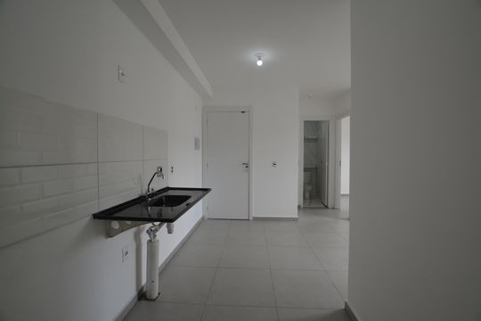 COZINHA de apartamento para alugar com 2 quartos, 34m² em Jaguaré, São Paulo