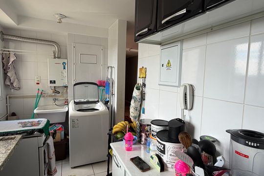Cozinha de apartamento à venda com 2 quartos, 53m² em Santa Terezinha, São Bernardo do Campo