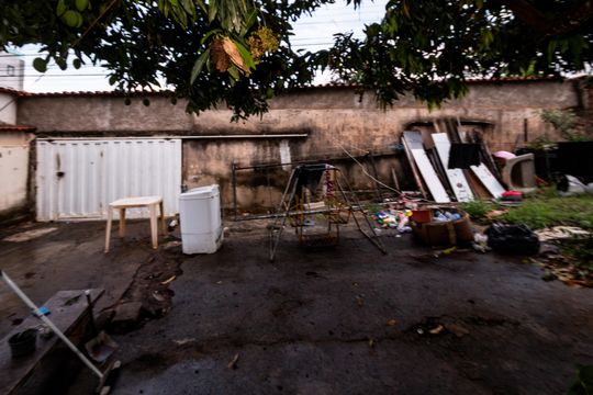 Casa à venda com 3 quartos, 360m² em Serrano, Belo Horizonte