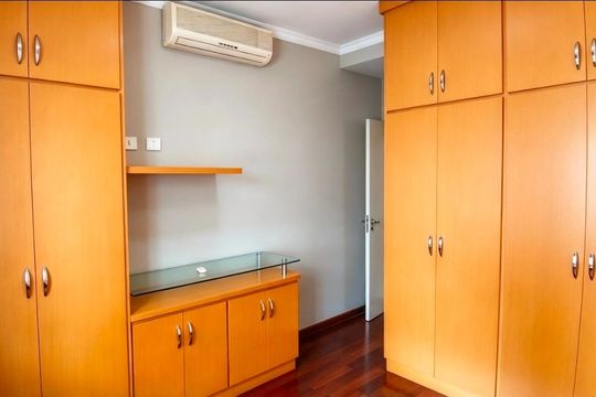 Apartamento à venda com 3 quartos, 183m² em Vila Gumercindo, São Paulo