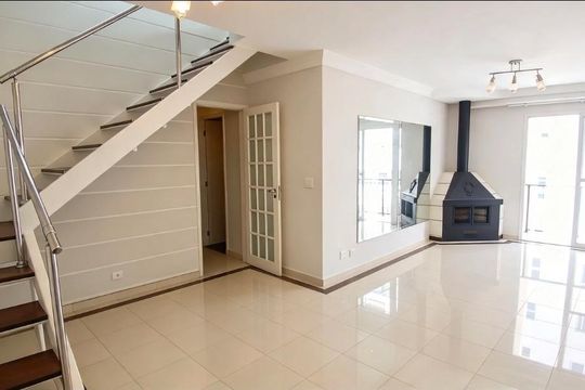 Apartamento à venda com 3 quartos, 183m² em Vila Gumercindo, São Paulo