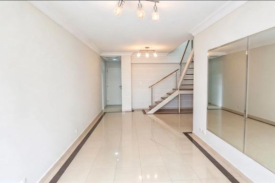 Apartamento à venda com 3 quartos, 183m² em Vila Gumercindo, São Paulo