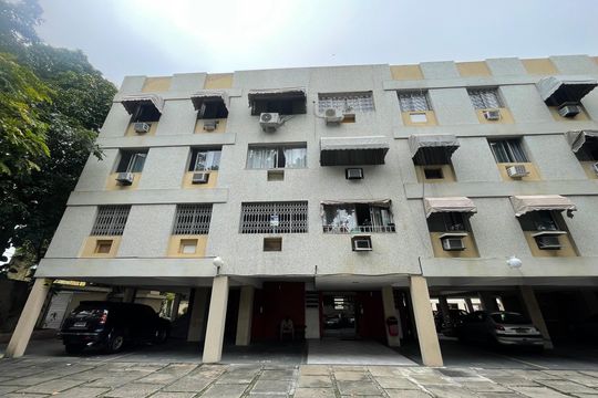 Fachada de apartamento para alugar com 3 quartos, 98m² em Ribeira, Rio de Janeiro