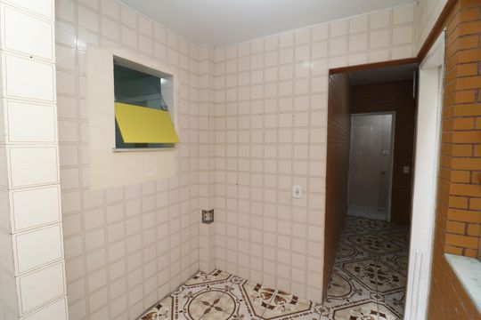 Cozinha de apartamento para alugar com 3 quartos, 98m² em Ribeira, Rio de Janeiro