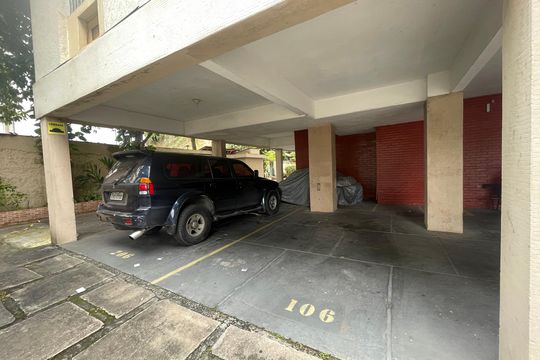 Vaga da garagem de apartamento para alugar com 3 quartos, 98m² em Ribeira, Rio de Janeiro