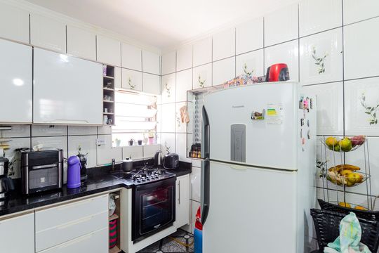 Cozinha  de casa à venda com 3 quartos, 120m² em Jardim Alvorada, Guarulhos