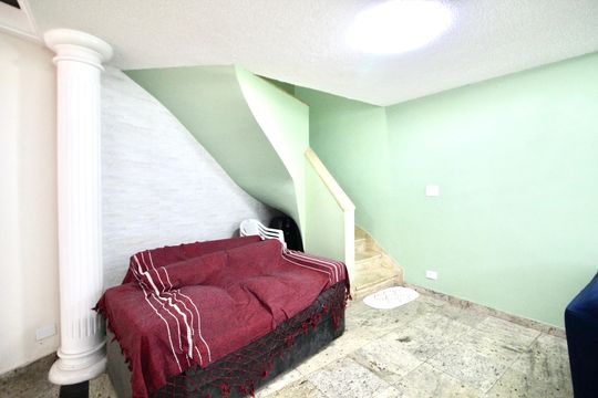 Sala de casa à venda com 2 quartos, 134m² em Vila Dalila, São Paulo