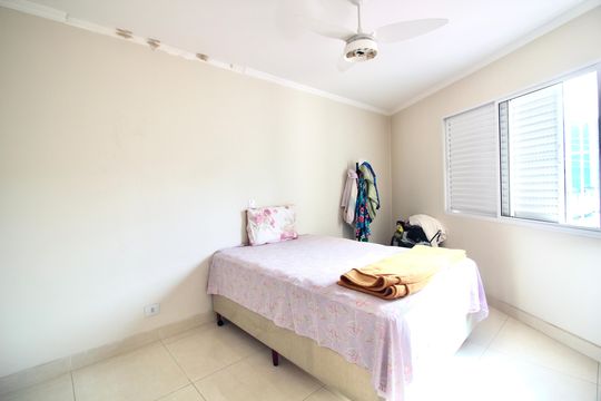 Quarto 1 de casa à venda com 2 quartos, 134m² em Vila Dalila, São Paulo