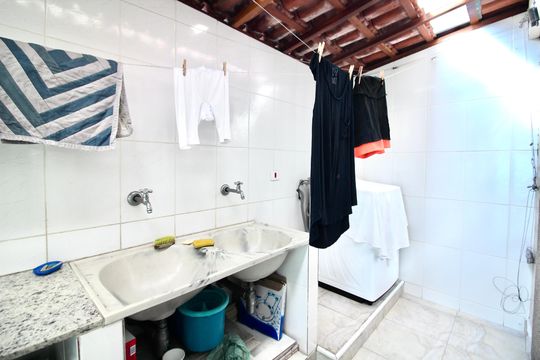Área de Serviço de casa à venda com 2 quartos, 134m² em Vila Dalila, São Paulo