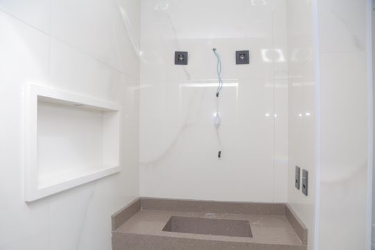 Casa à venda com 2 quartos, 200m² em Jardim Sao Pedro, São Paulo