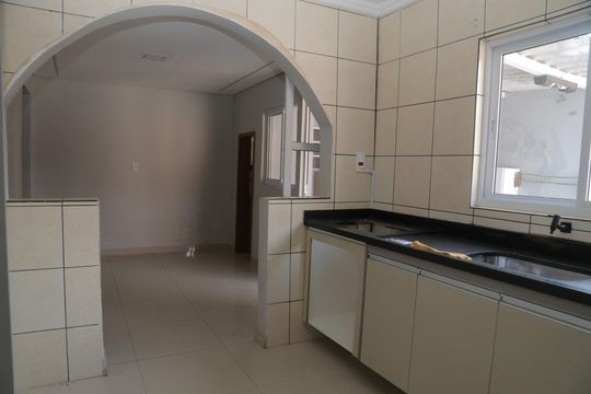 Casa à venda com 2 quartos, 200m² em Jardim Sao Pedro, São Paulo