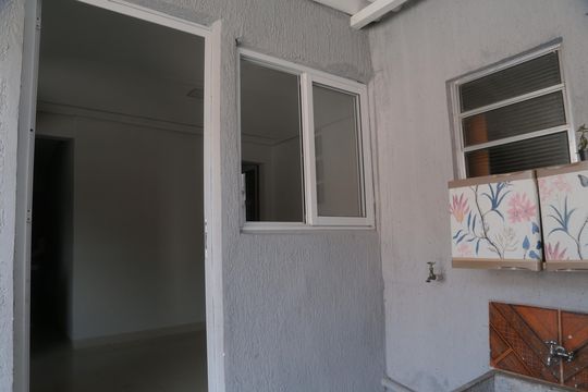 Casa à venda com 2 quartos, 200m² em Jardim Sao Pedro, São Paulo