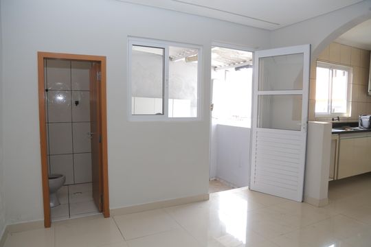 Casa à venda com 2 quartos, 200m² em Jardim Sao Pedro, São Paulo