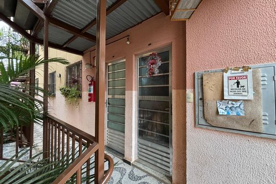 Hall de Entrada de apartamento à venda com 2 quartos, 49m² em Jardim Leblon, Belo Horizonte