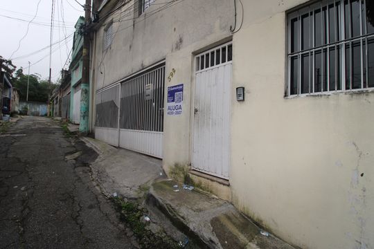 Fachada de casa para alugar com 2 quartos, 42m² em Itaquera, São Paulo