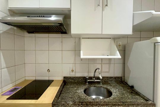 Cozinha de apartamento para alugar com 1 quarto, 40m² em Perdizes, São Paulo