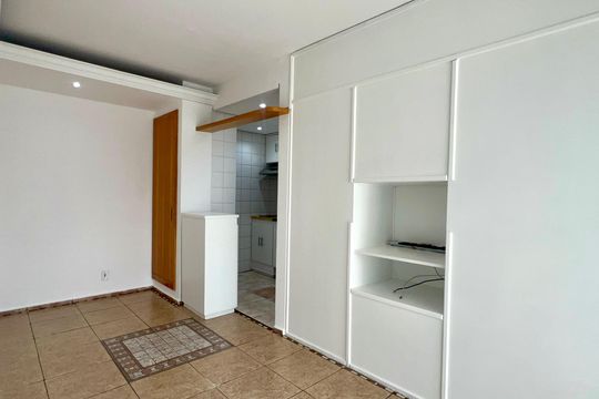 Sala de apartamento para alugar com 1 quarto, 40m² em Perdizes, São Paulo