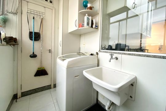 Área de Serviço de apartamento à venda com 3 quartos, 65m² em Grajaú, Belo Horizonte