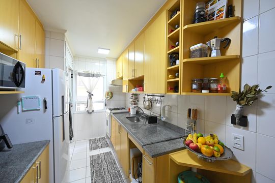 Cozinha de apartamento à venda com 2 quartos, 63m² em Vila da Saúde, São Paulo